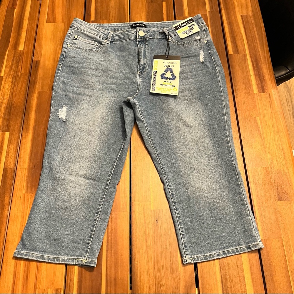🆕 d.jeans High Waisted Distressed Denim Capri Jeans Size 14 - Picture 10 of 10